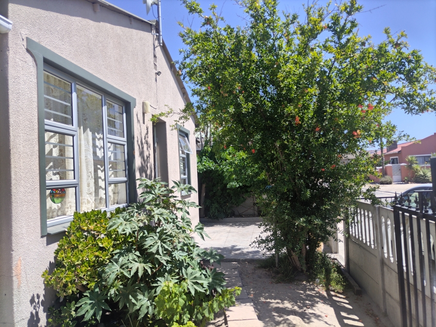 3 Bedroom Property for Sale in Bell Glen Western Cape